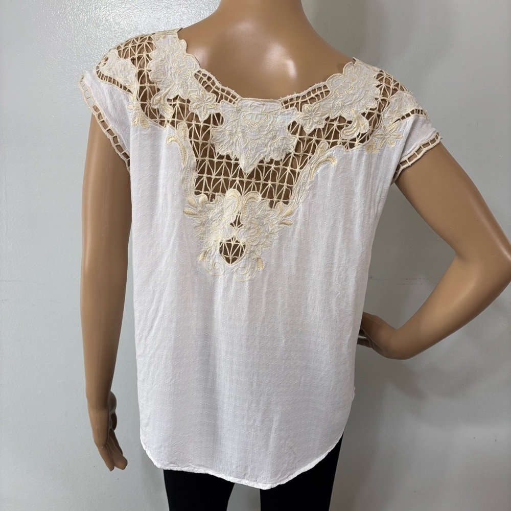 Maurices Boho Rayon Embroidered Crochet Blouse Size M